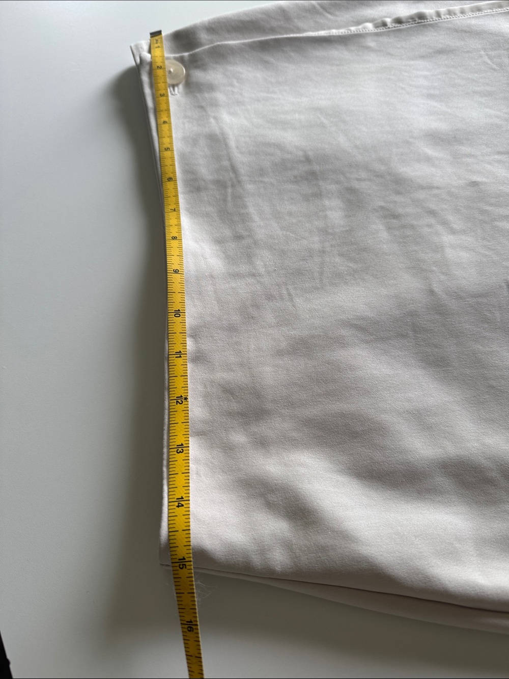Aritzia Babaton Madden Wrap Skirt in Bone Off White Size 8 Preppy Academia EUC - Picture 9 of 12